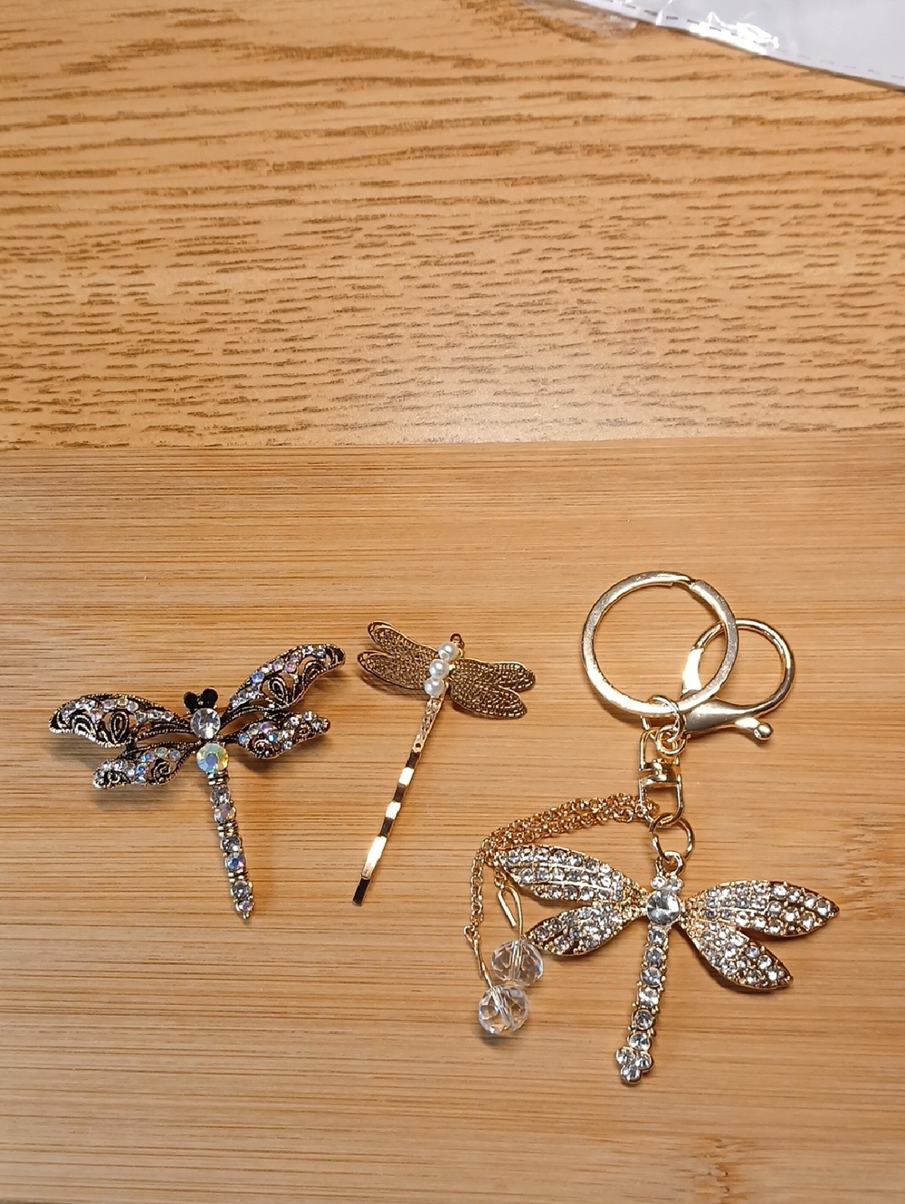 NWOT 3PC Goldtone Dragonfly Bundle 1 Keychain 1 Pin 1 Bobby Pin